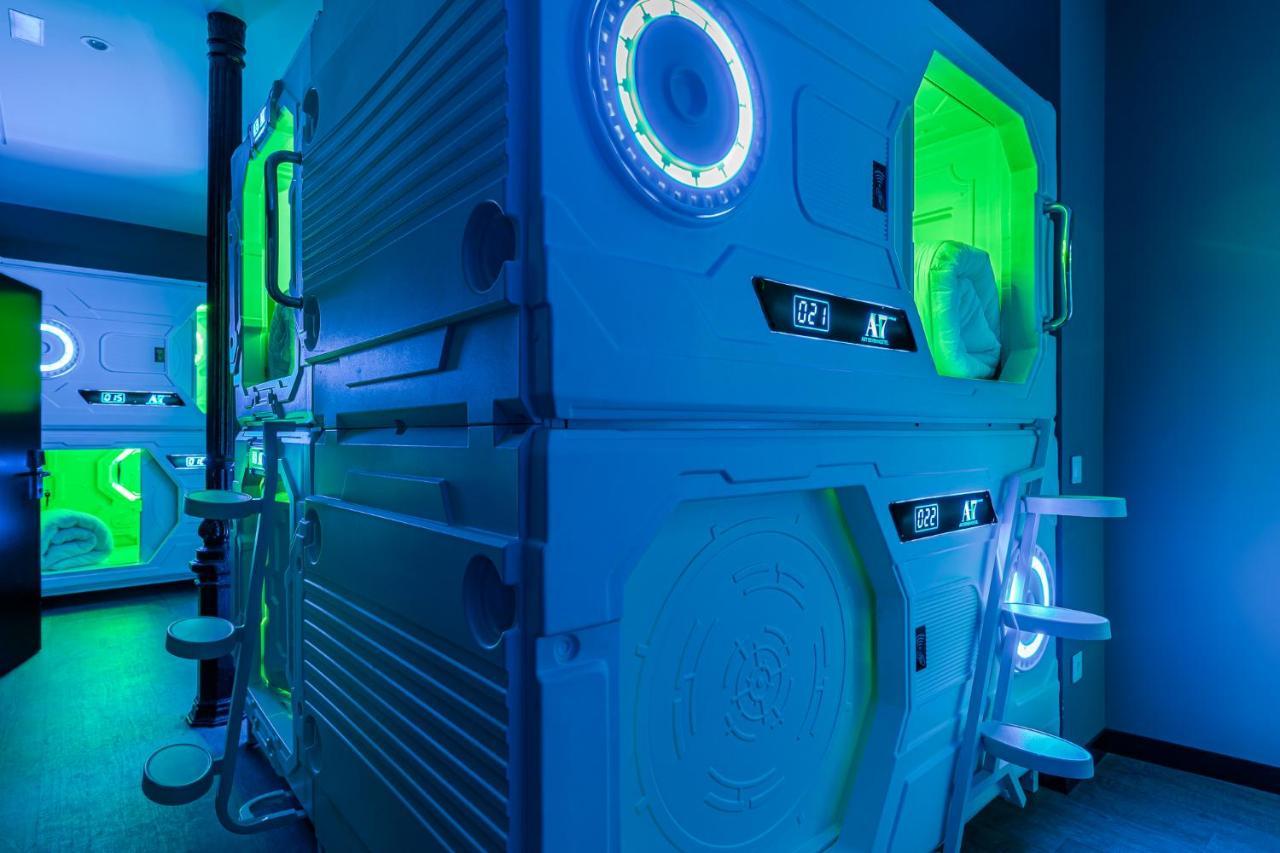 Art Seven Hostel Capsules Μαδρίτη Εξωτερικό φωτογραφία