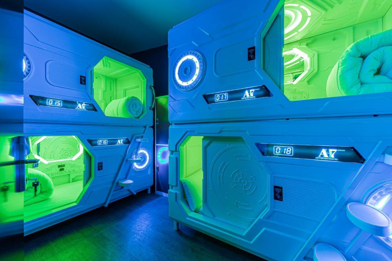 Art Seven Hostel Capsules Μαδρίτη Εξωτερικό φωτογραφία