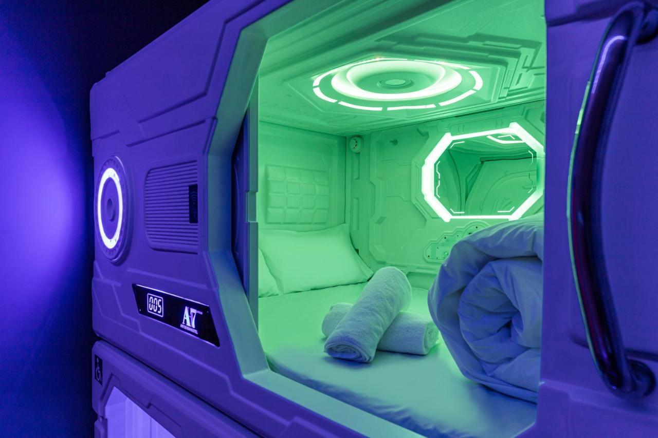 Art Seven Hostel Capsules Μαδρίτη Εξωτερικό φωτογραφία