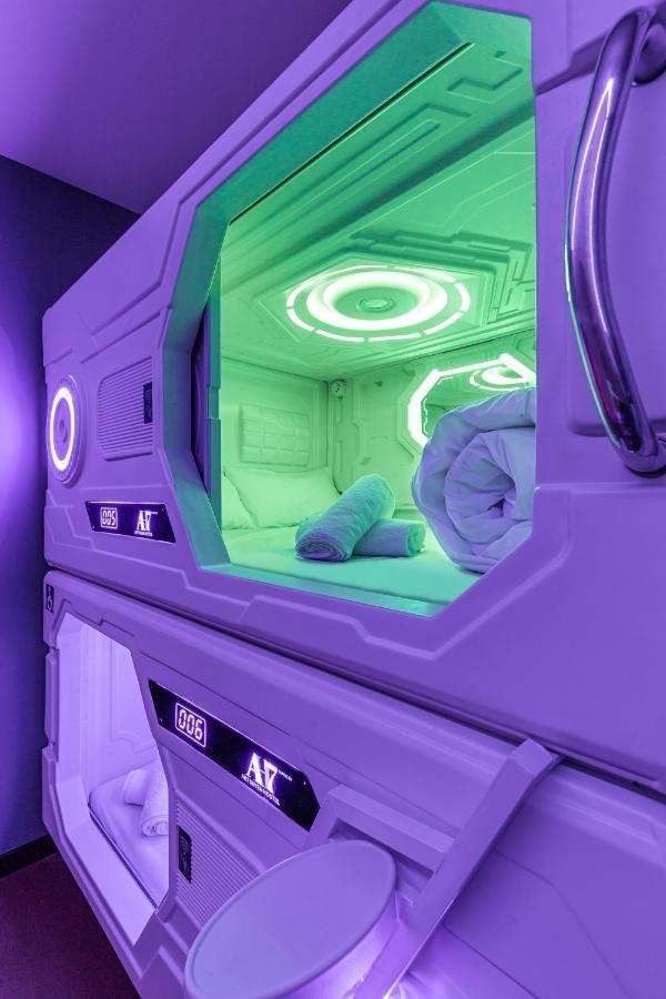 Art Seven Hostel Capsules Μαδρίτη Εξωτερικό φωτογραφία