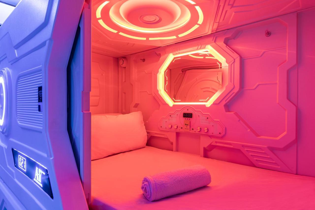 Art Seven Hostel Capsules Μαδρίτη Εξωτερικό φωτογραφία