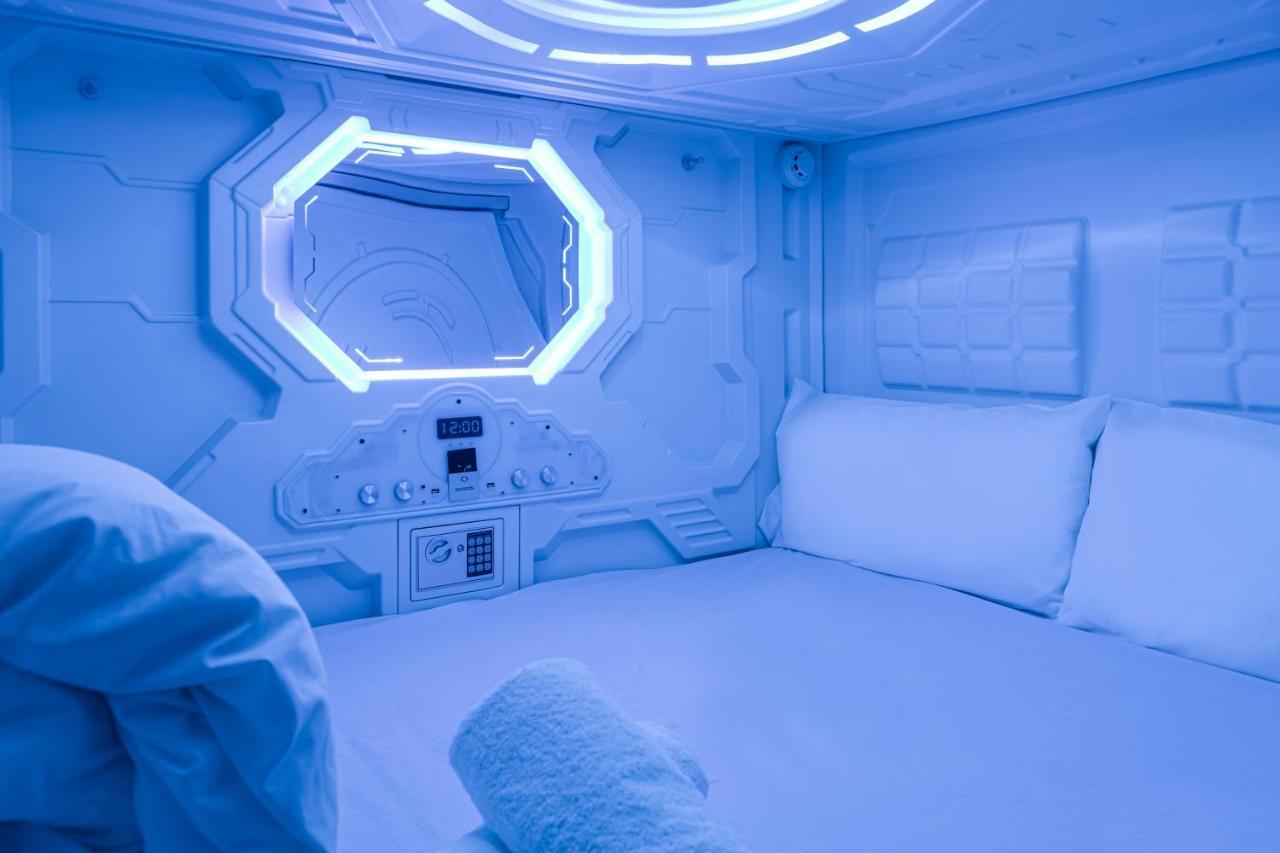 Art Seven Hostel Capsules Μαδρίτη Εξωτερικό φωτογραφία